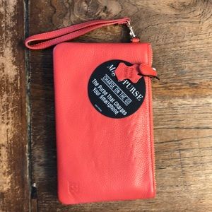 Mighty Purse genuine leather wallet brand new